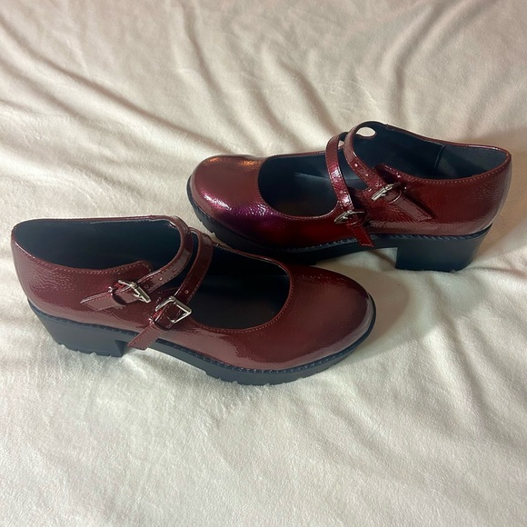 Urban Outfitters Dana red Mary Jane platform shoes - Picture 4 of 5